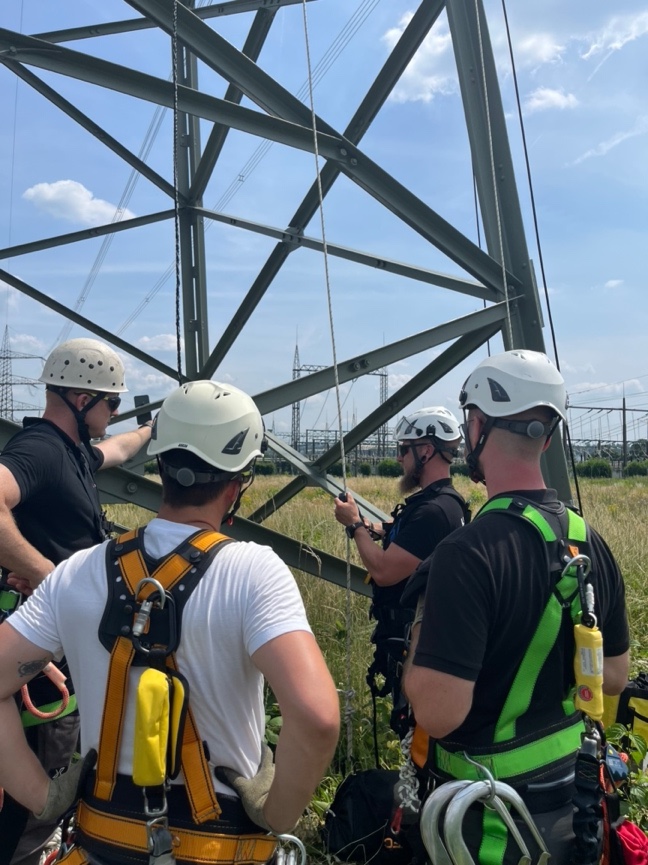 Logbuch: Ausbildung zum Ausbildenden nach DGUV G 312-001  – Praxisbericht aus dem Energiesektor
