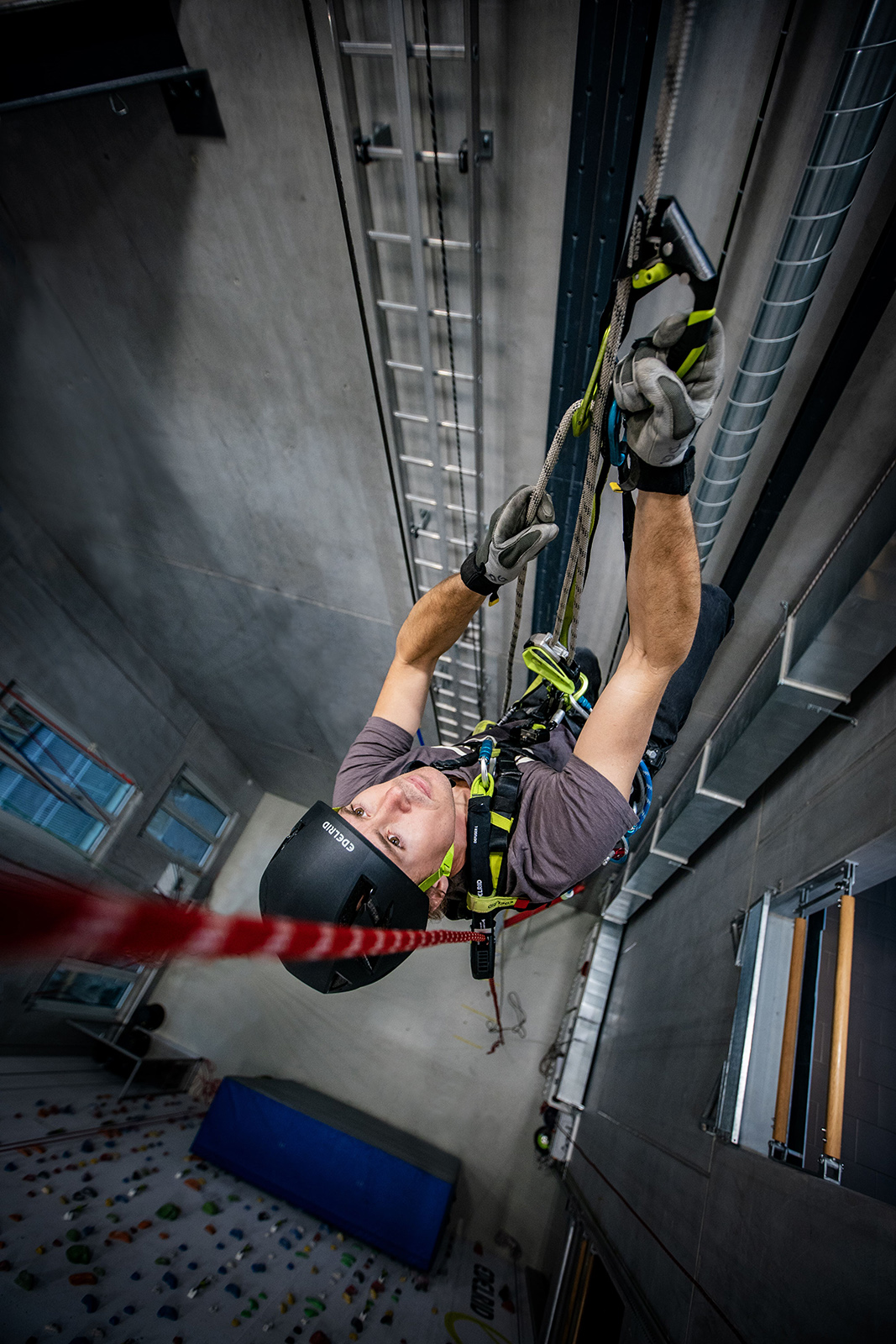 EDELRID: neue Geräte für SICHERSTES ARBEITEN in der Höhe